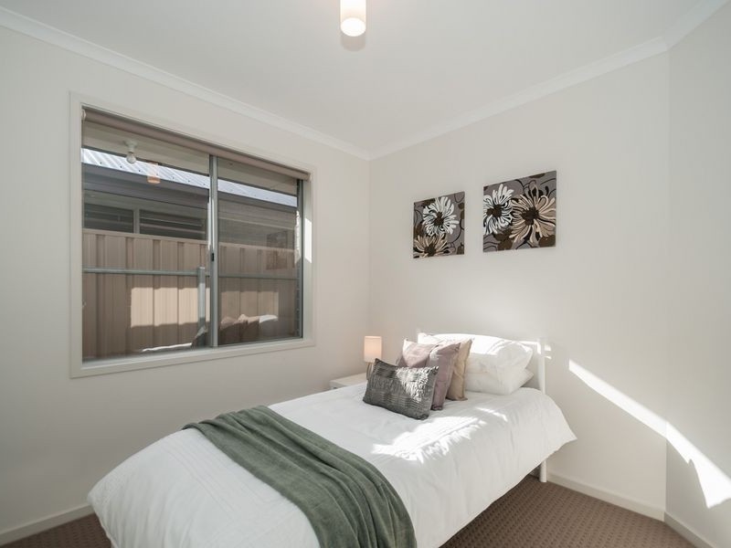 14 Alderney Avenue, Clearview SA 5085