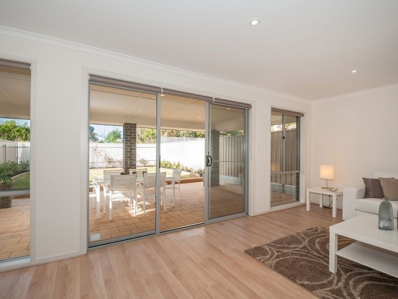 14 Alderney Avenue, Clearview SA 5085