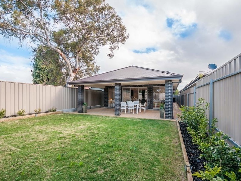 14 Alderney Avenue, Clearview SA 5085