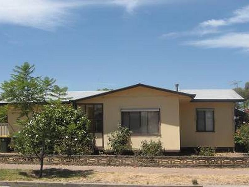 5 Hawker Avenue, Gilles Plains SA 5086