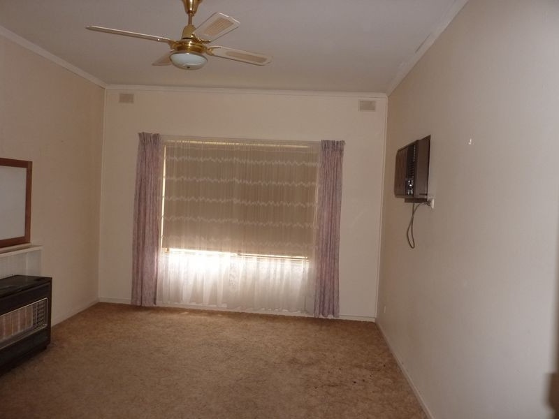 5 Hawker Avenue, Gilles Plains SA 5086