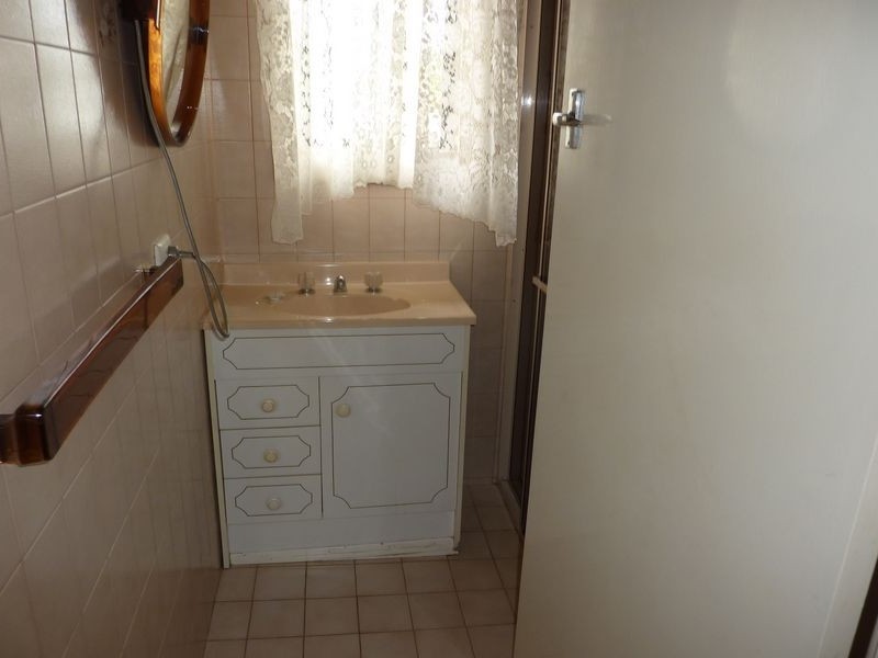 5 Hawker Avenue, Gilles Plains SA 5086