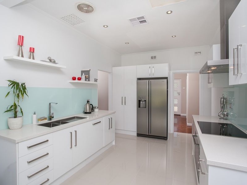 9 Rosslyn Avenue, Manningham SA 5086