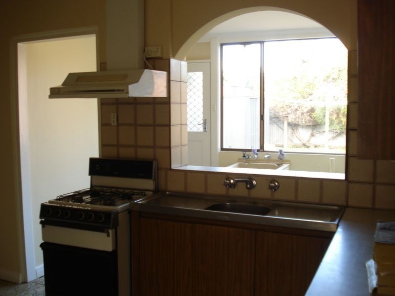 147 Drayton Street, Bowden SA 5007