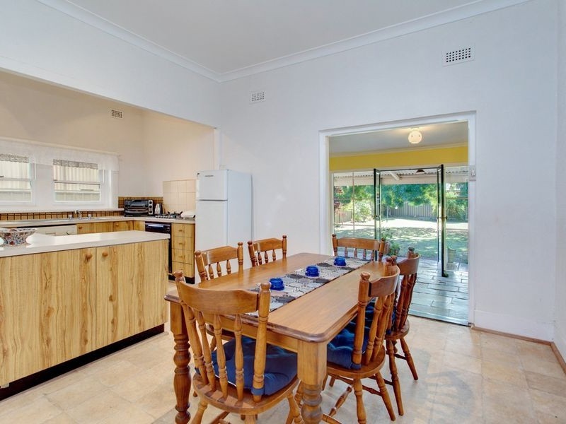 32 Kent Road, Keswick SA 5035