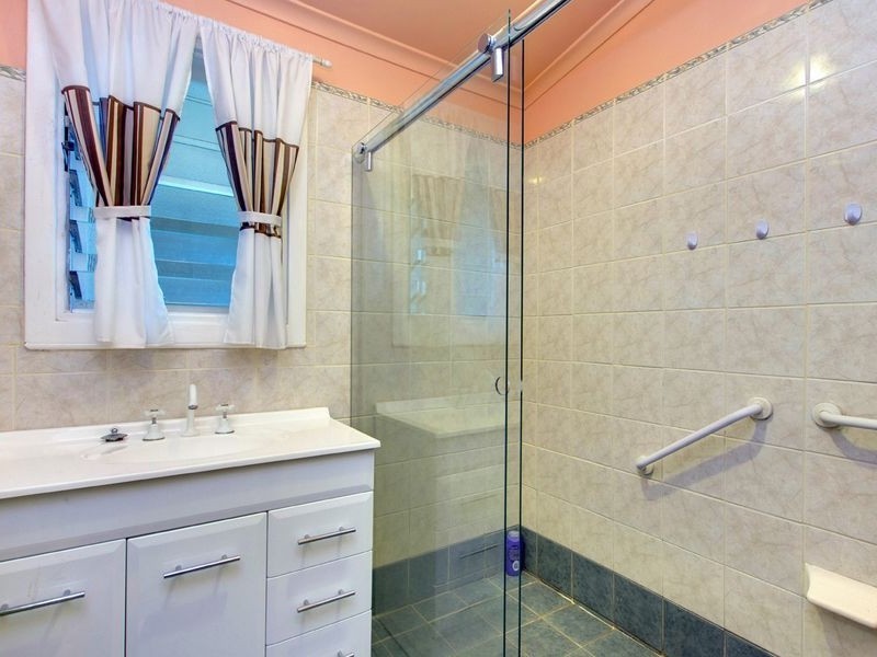 8 Denmead Avenue, Campbelltown SA 5074