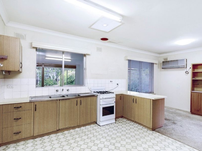 19 Ian Street, Broadview SA 5083