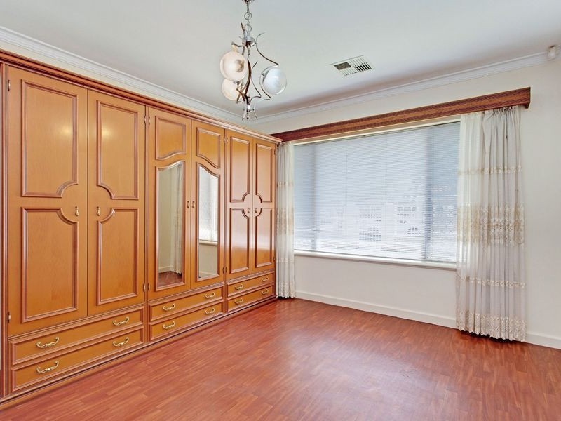 10 Rainsford Avenue, Croydon Park SA 5008