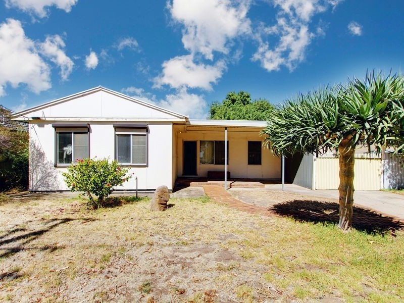 12 Manoora Street, Greenacres SA 5086