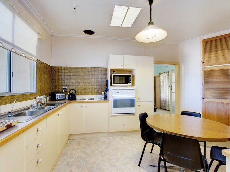 12 Manoora Street, Greenacres SA 5086