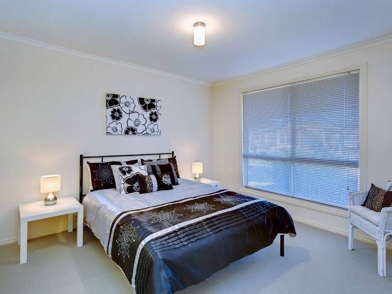 17 Birdwood Road, Greenacres SA 5086