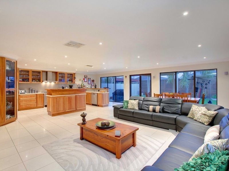 16 Allenby Road, Ottoway SA 5013