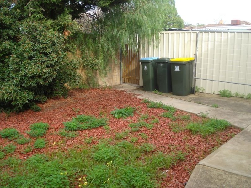 2/51 Nelson Road, Valley View SA 5093