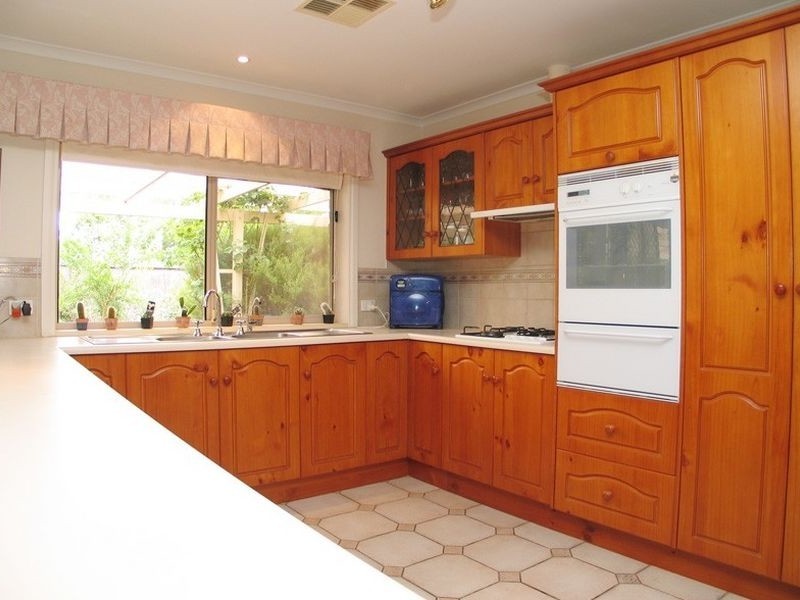 60 Lord Howe Avenue, Oakden SA 5086