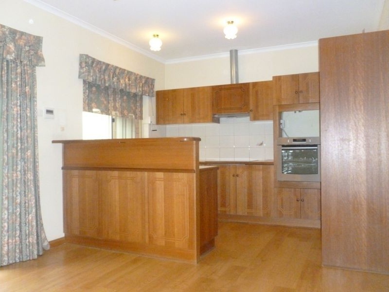 15 Iona Street, Broadview SA 5083