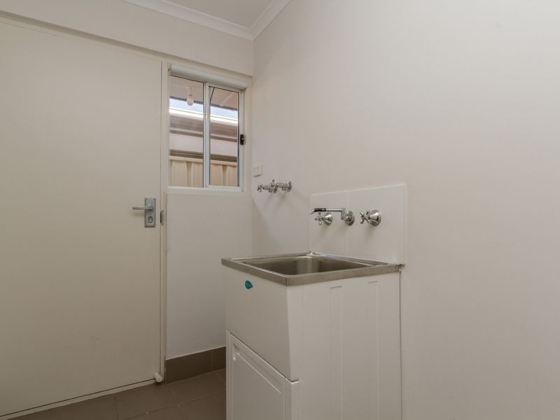 1B Harvey Avenue, Gilles Plains SA 5086