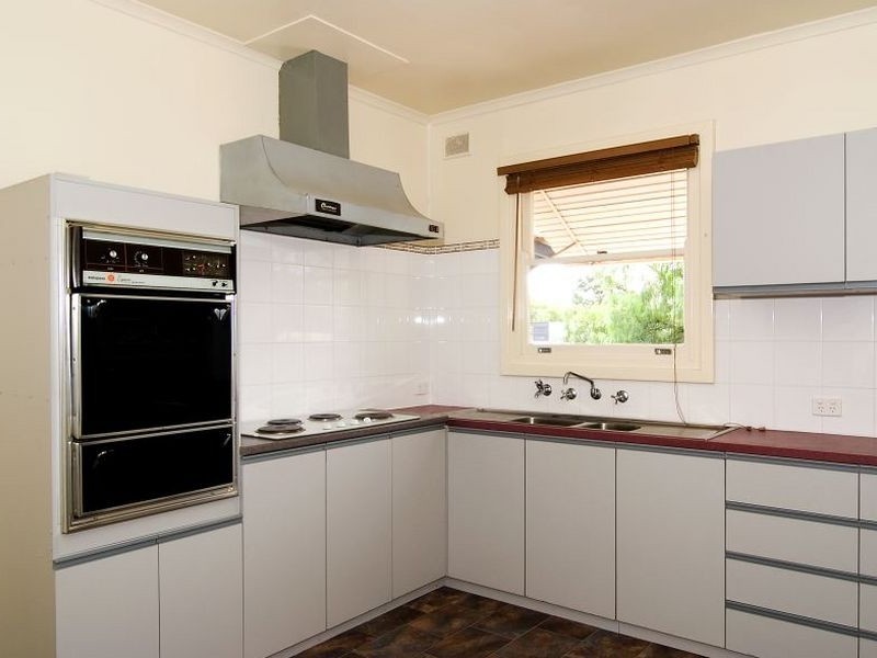 24 Marvin Avenue, Gilles Plains SA 5086