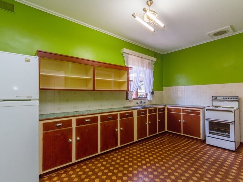 27 Maple Avenue, Klemzig SA 5087