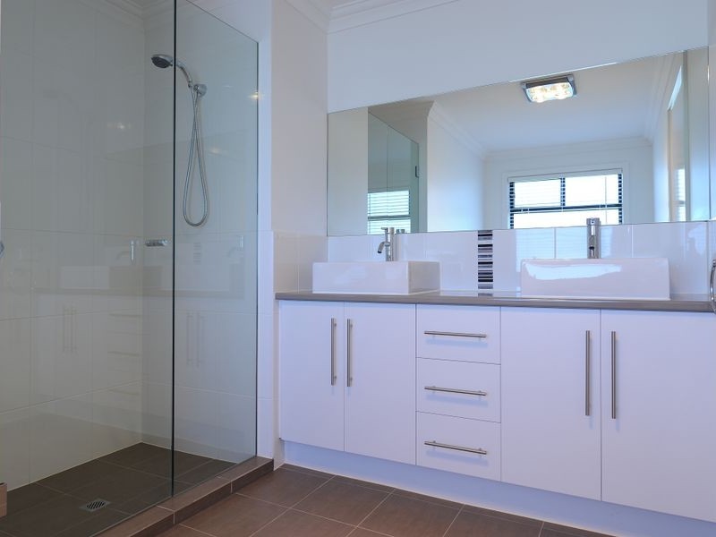 24 Gambia Avenue, Hampstead Gardens SA 5086