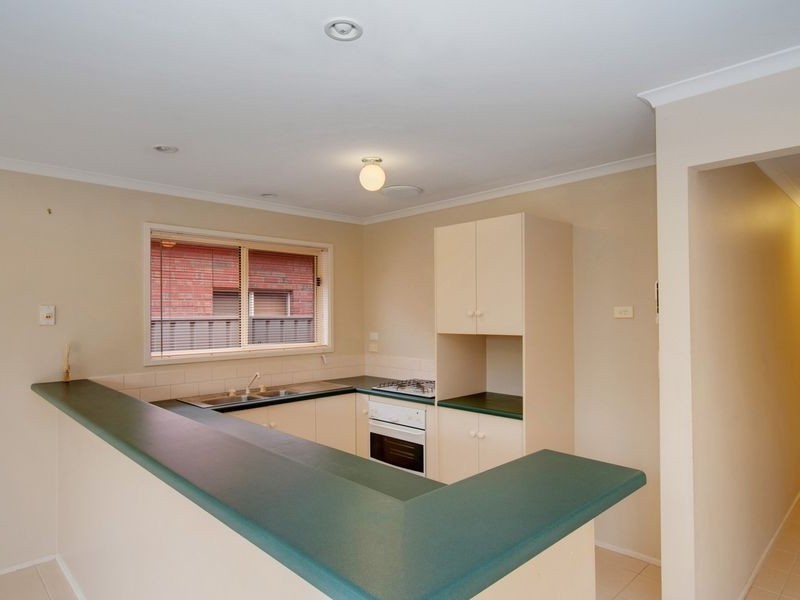 8 Attingham Crescent, Oakden SA 5086