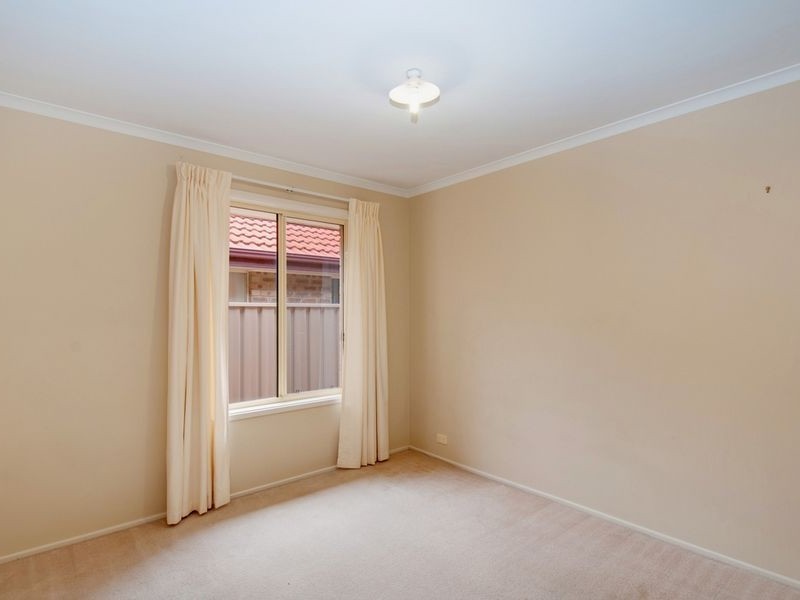 8 Attingham Crescent, Oakden SA 5086