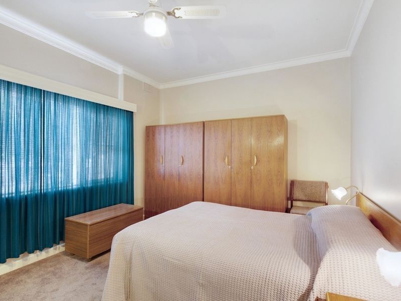 28 Dyott Avenue, Hampstead Gardens SA 5086