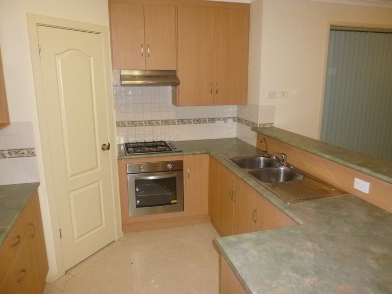 4 Wells Street, Greenacres SA 5086