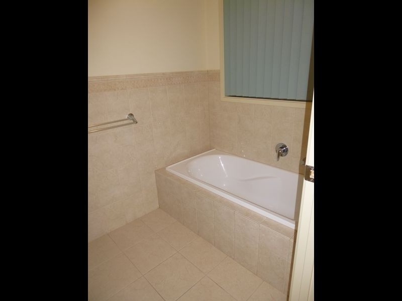 4 Wells Street, Greenacres SA 5086