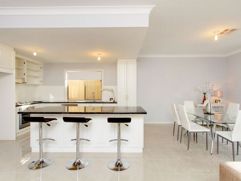 96 Lyons Road, Holden Hill SA 5088