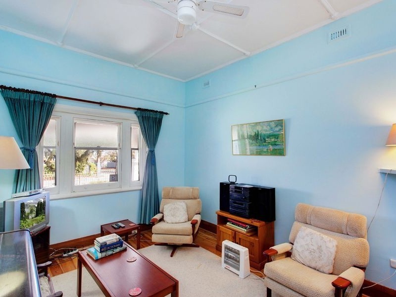 17 Linley Avenue, Prospect SA 5082