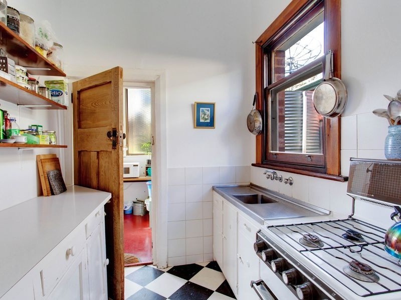 17 Linley Avenue, Prospect SA 5082