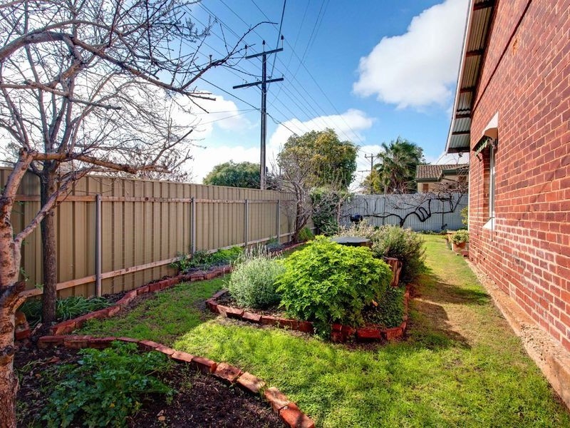 17 Linley Avenue, Prospect SA 5082