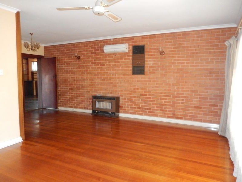 10 Stewart Avenue, Vale Park SA 5081