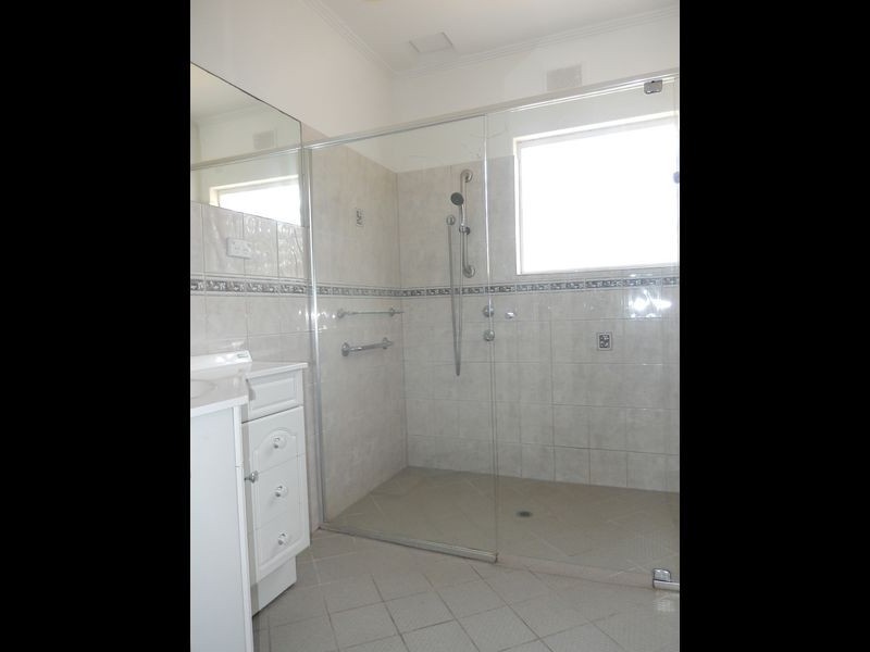 10 Stewart Avenue, Vale Park SA 5081