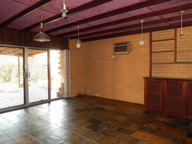 10 Stewart Avenue, Vale Park SA 5081