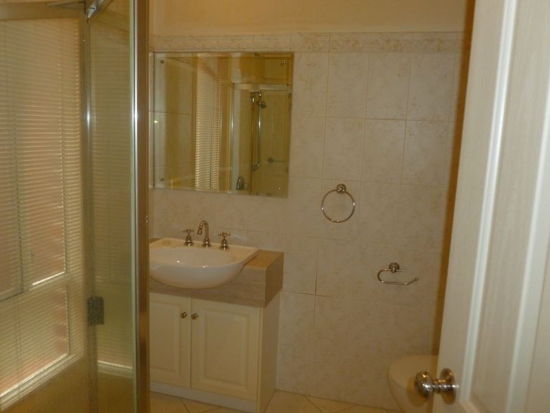 7 Petrel Crescent, Mawson Lakes SA 5095