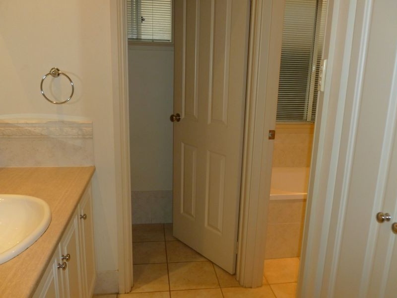 7 Petrel Crescent, Mawson Lakes SA 5095