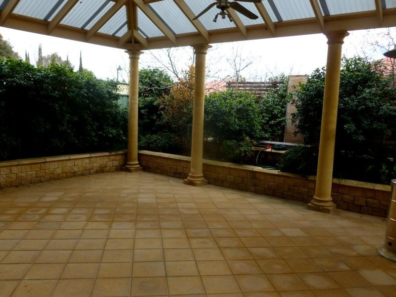 7 Petrel Crescent, Mawson Lakes SA 5095