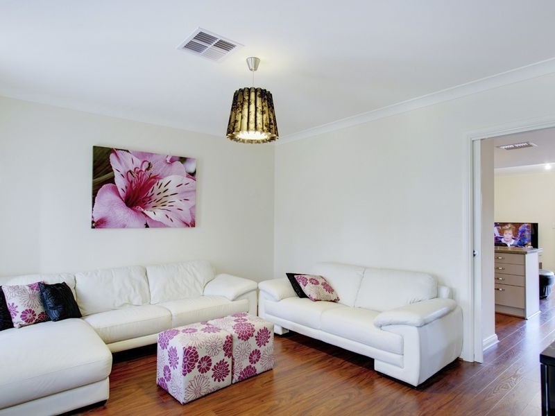 37A Fleming Crescent, Mansfield Park SA 5012