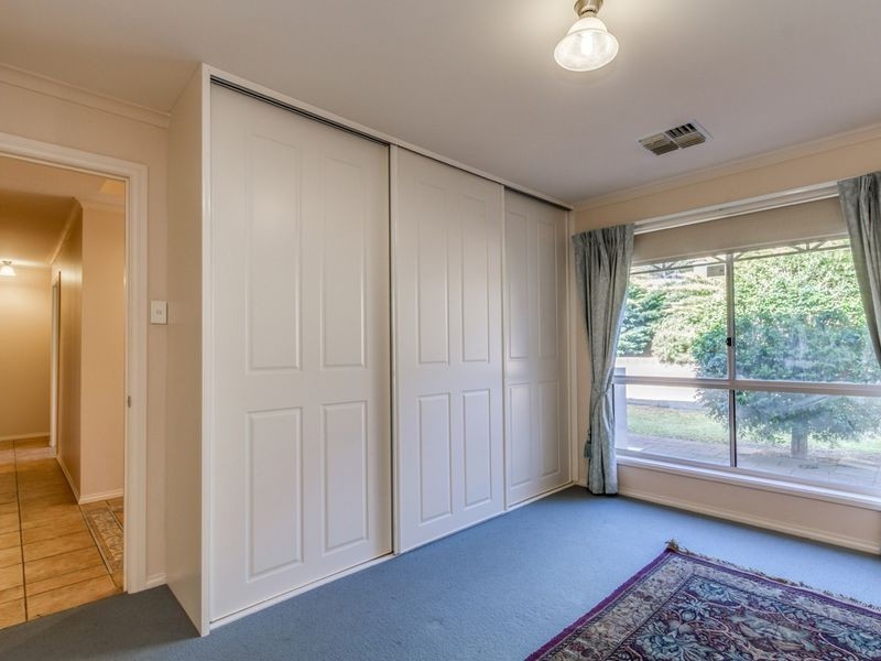 1 Elly Court, Darlington SA 5047