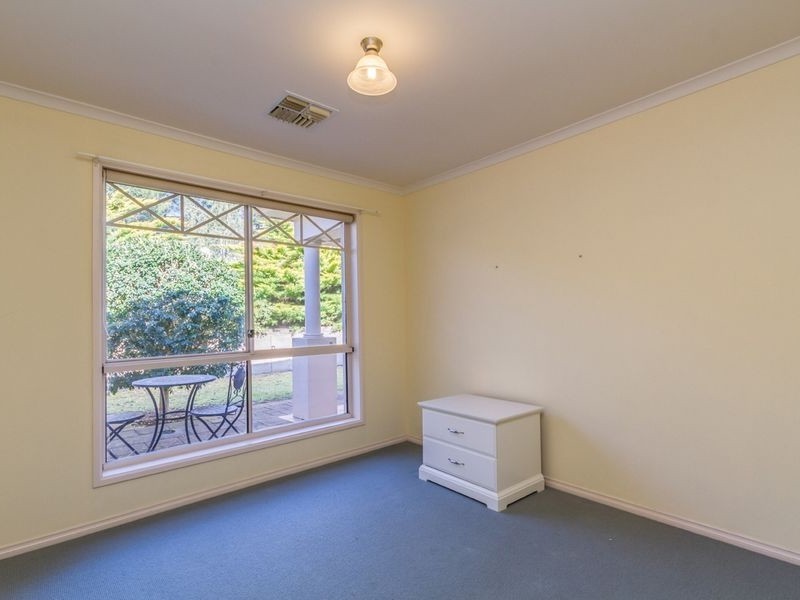 1 Elly Court, Darlington SA 5047