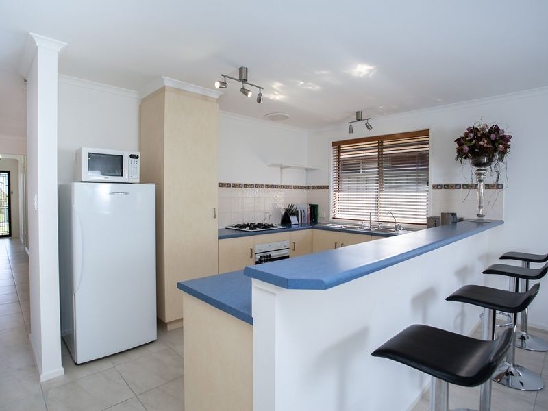 6 Pioneer Avenue, Walkley Heights SA 5098