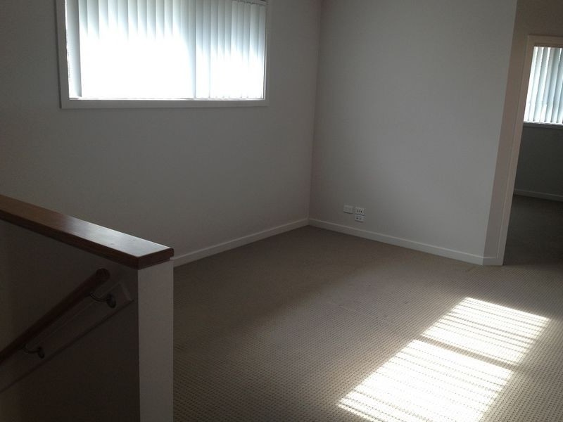 59 Avocet Drive, Mawson Lakes SA 5095