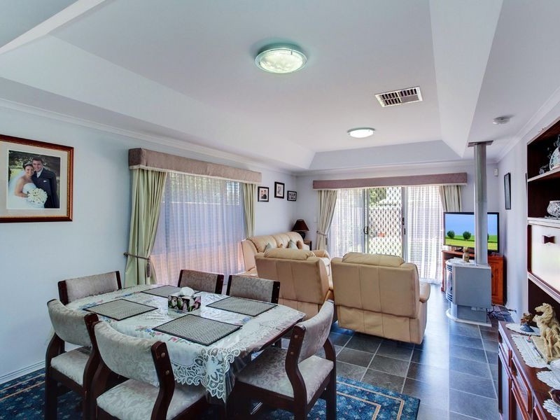 4 Swan Street, Greenacres SA 5086