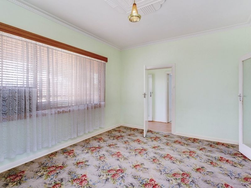 81 Collins Street, Broadview SA 5083