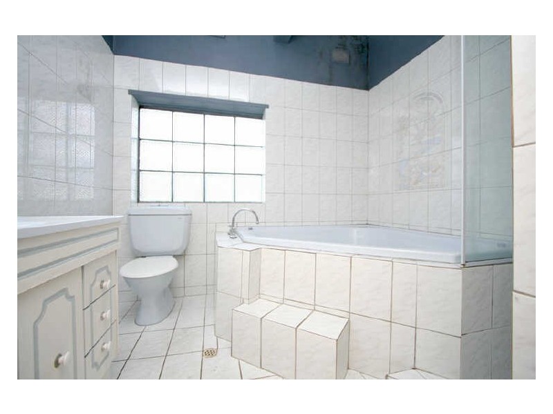 4 Albert Street, Seaton SA 5023