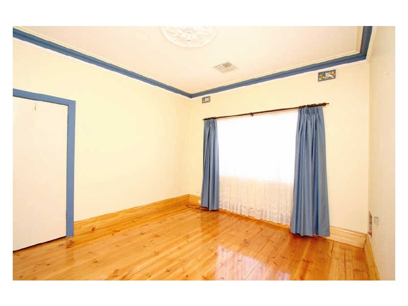 4 Albert Street, Seaton SA 5023