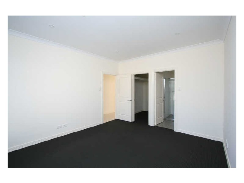 33 Manly Circuit, West Lakes Shore SA 5020