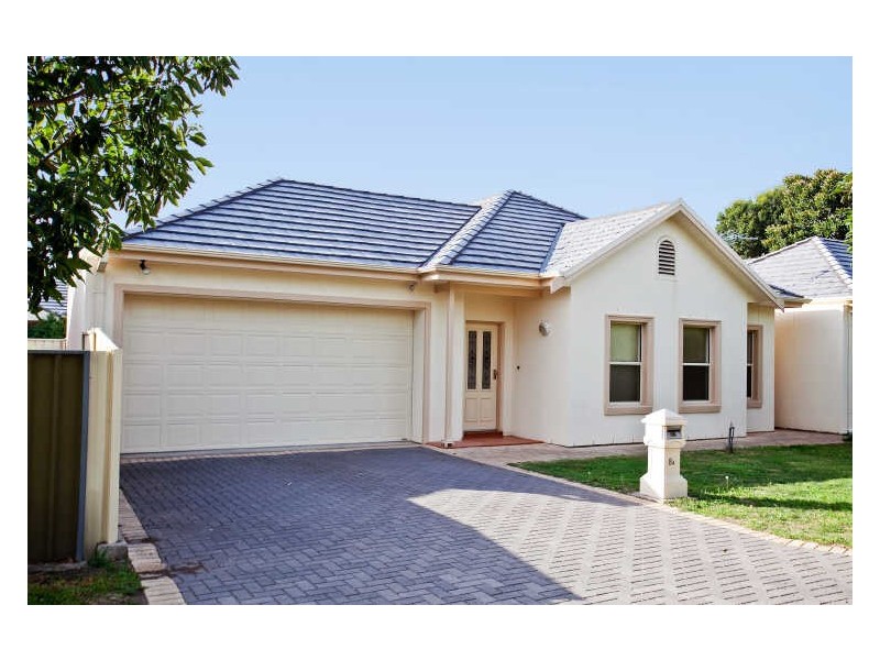 8A HMAS Australia Road, Henley Beach South SA 5022