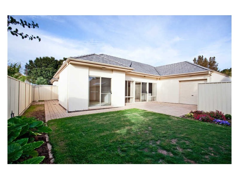 8A HMAS Australia Road, Henley Beach South SA 5022